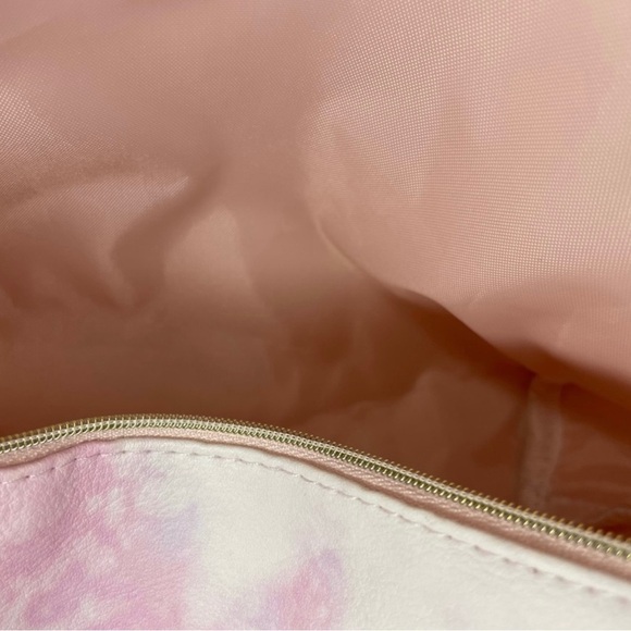 NWT Disney’s Cinderella Travel Bag - Danielle Nicole - Picture 3 of 4